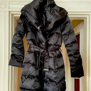 Tahari oversized collar winter puffer coat with belt